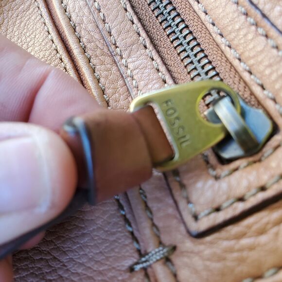 Fossil Morgan Traveler Crossbody Bag Tan Pebbled Leather Top Zip - Picture 7 of 8